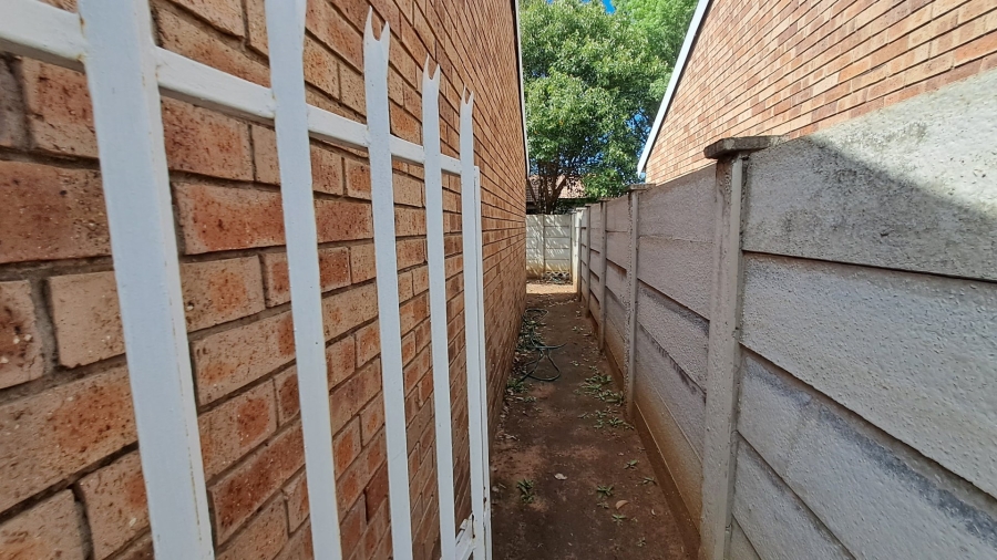 3 Bedroom Property for Sale in Universitas Free State